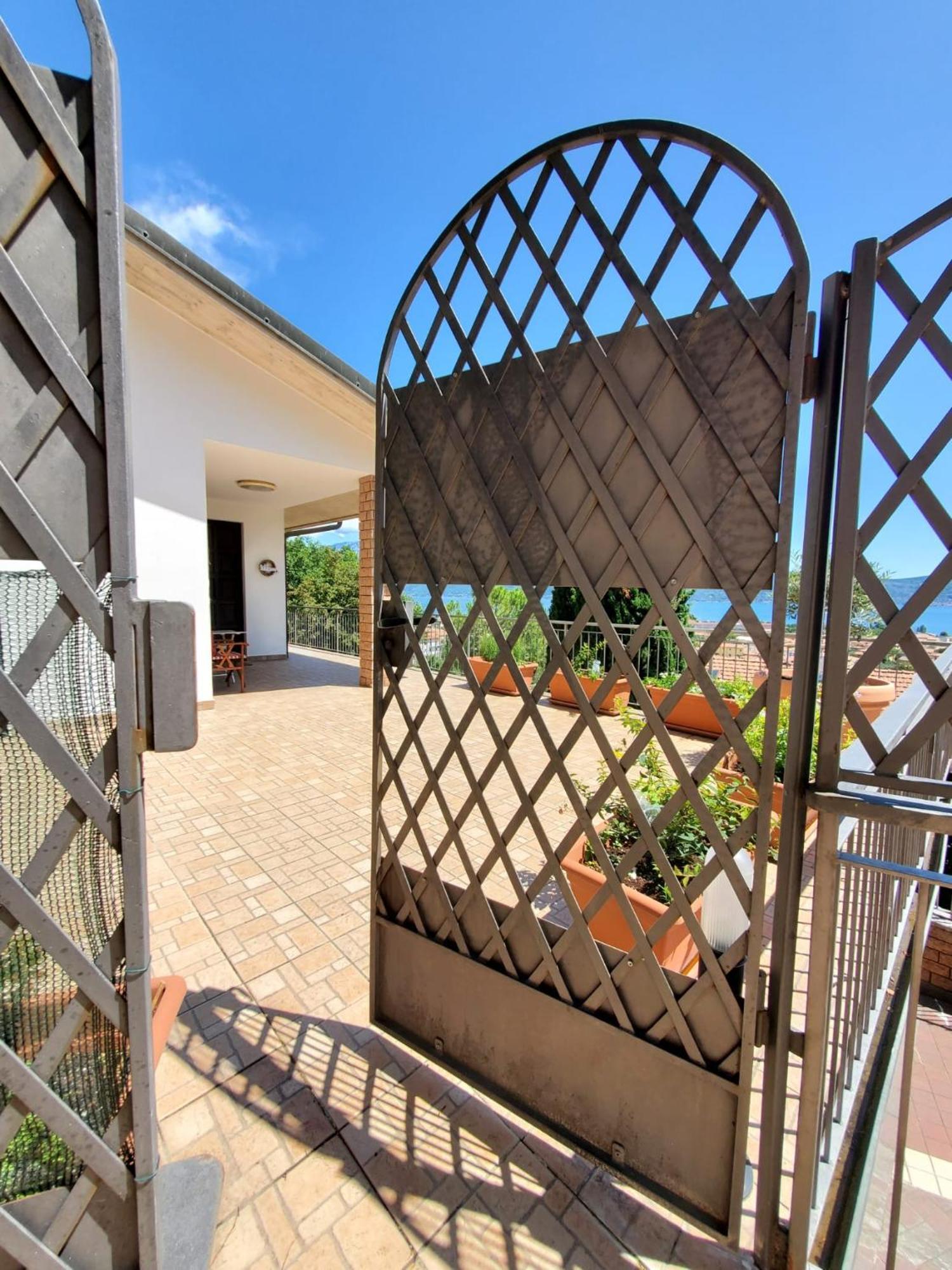 Garda Sunshine Apartment Тосколано Мадерно Екстериор снимка
